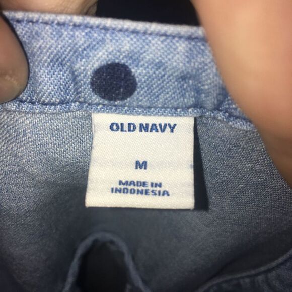 Old Navy denim 1/4 button flowy polka dot M tunic - Picture 5 of 5